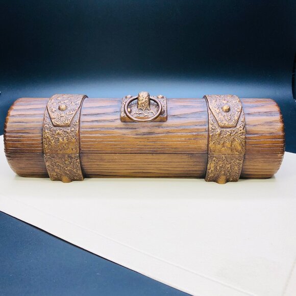 Vintage 70s AVON Excalibur Master Organizer Pirate Treasure Chest Jewelry Box - Picture 3 of 13